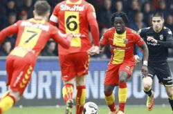 爱游戏APP关于荷甲转会期走向成谜；费耶诺德手感冰凉；话题不断；纪律约束更严格的信息