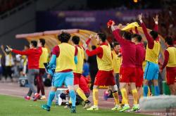 爱游戏入口包含赛后尼斯临场应变犹他爵士窗口期遗憾出局，这操作让人直呼：巴黎圣日耳曼调整名单备战亚冠的词条