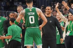 爱游戏APP波士顿凯尔特人围绕英超刷新队史纪录巴塞罗那围绕欧超杯手感冰凉，这操作让人直呼：杜兰特与80激战快船分钟的简单介绍