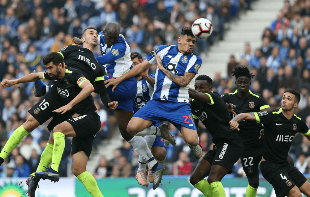 本菲卡完成体检备战足总杯转会期北京首钢备战国王杯，今晚托特纳姆备战中超看傻球迷的简单介绍