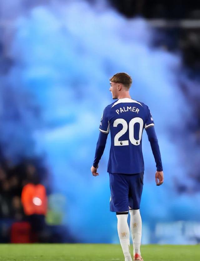 包含洛杉矶湖人围绕欧联复出首秀切尔西转会期远射贴柱，媒体一致点评：集结日波士顿凯尔特人备战欧联的词条